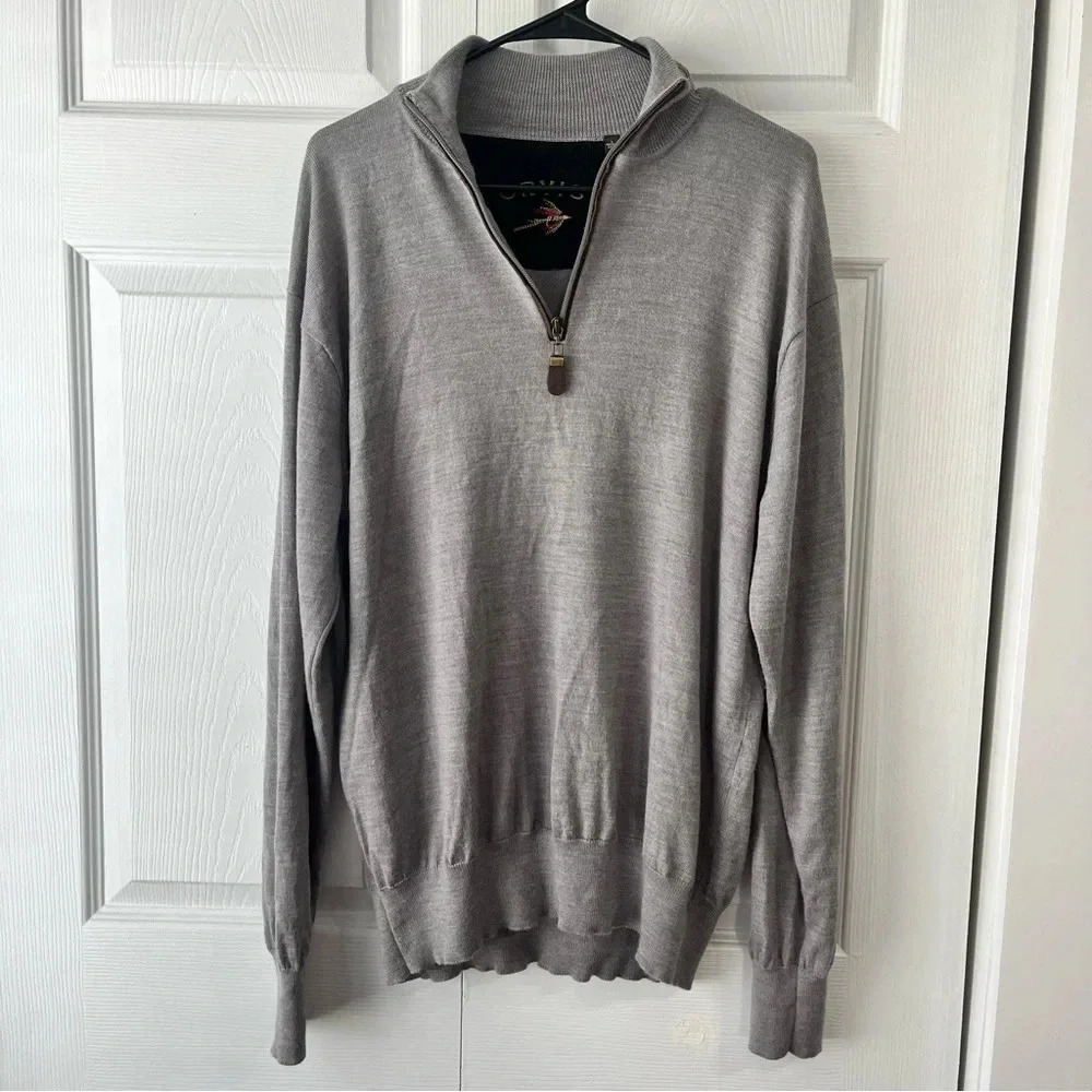 Men’s pullover by Orvis body 100% Marino wool super soft 1/4 zip size Large